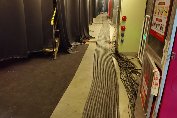 梅县柴油发电机组的输出电压可以调节到哪些范围？